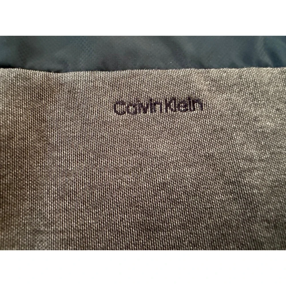 Calvin Klein Mens Quarter Zip Pullover Heather Grey Navy Blue Small Mock Neck